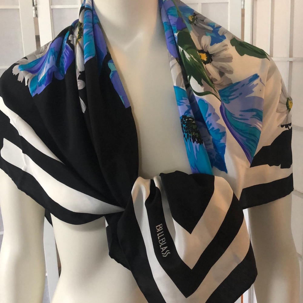 Vintage Bill Blass Scarf - Picture 7 of 8